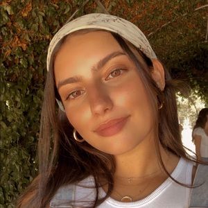 Meet your Posher, Saba